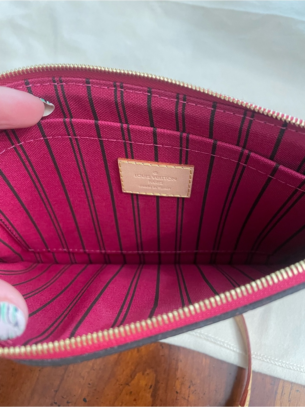 Louis Vuitton Brown Monogram Wristlet with Pink Trim - Picture 7 of 10